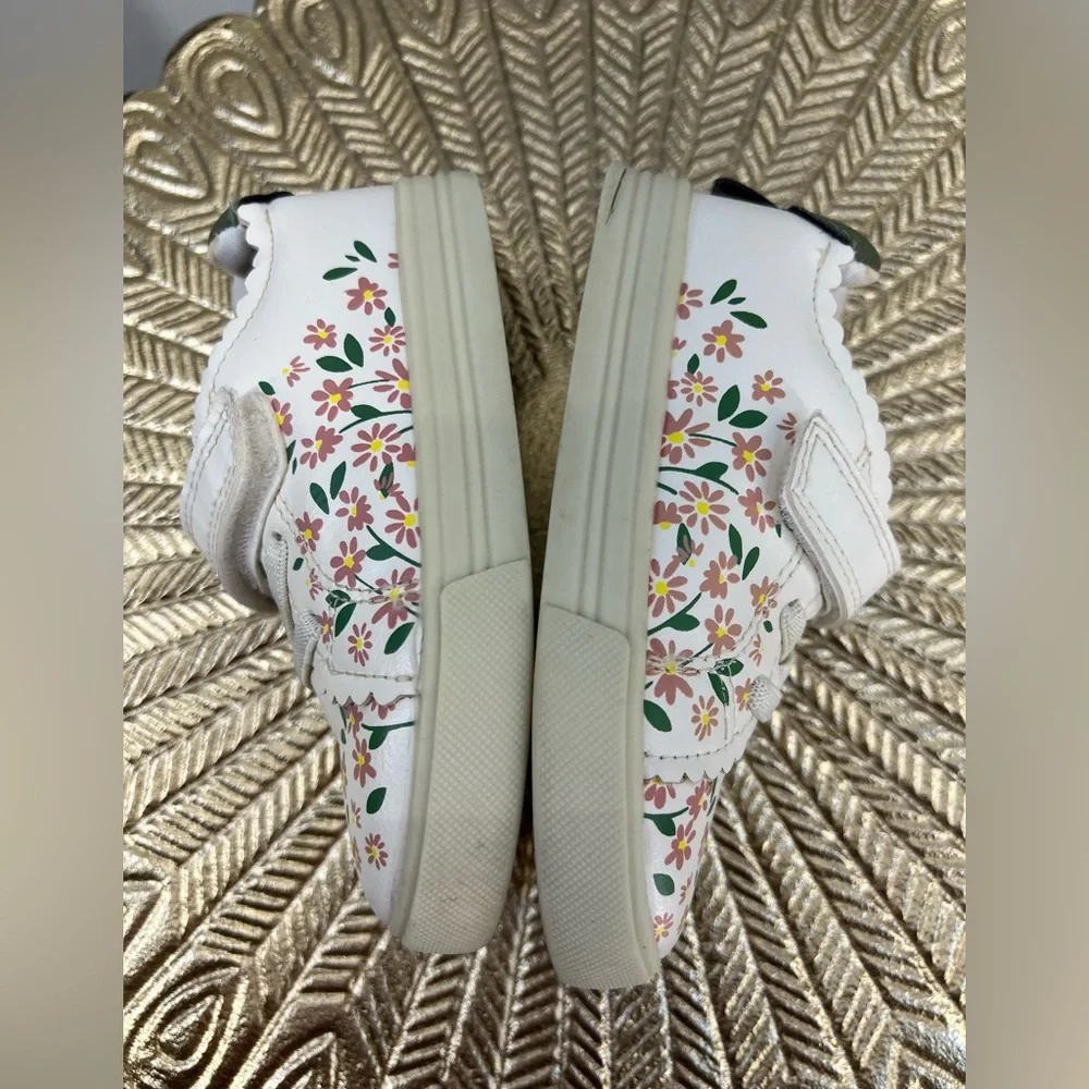 OshKosh B'Gosh Sweetie girls Sneaker SIZE 7‎